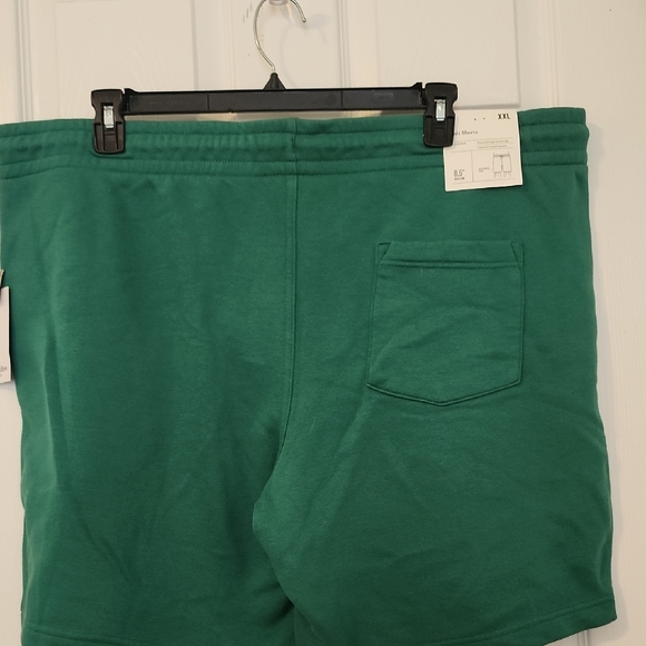 Men's Athletic Shorts in Vibrant Green - Picture 5 of 13